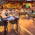 Etiz Alacati Hotel *