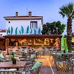 Etiz Alacati Çeşme