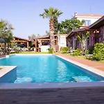 Etiz Alacati Hotel *