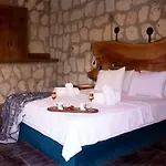 Etiz Alacati Hotel *