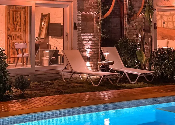 Etiz Alacati
